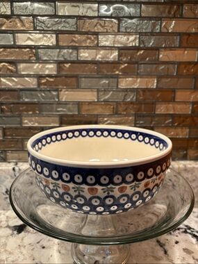 Hand-Painted Ceramic Mixing Bowl in Blue and White - Classic Floral Pattern